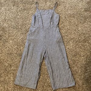 Old Navy Jumpsuit 3/4 length size Large
